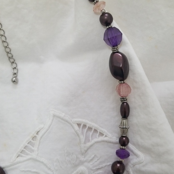 Necklace purple, pink, silvertone beads - Picture 7 of 7